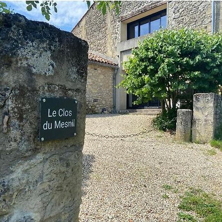 Le Clos Du Mesnil, Logement Totalement Independant Le Tourne Zewnętrze zdjęcie